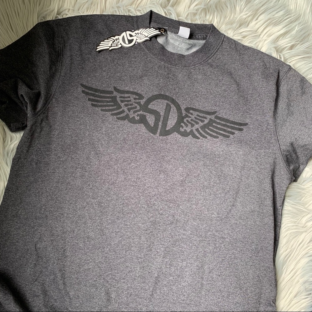 Men’s Straight Down Classic Tee - Large NWT